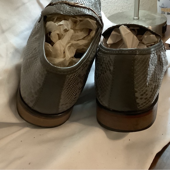 Stacy Adams Size 9M Men’s Gray Cow Leather Loafers Dress Shoes - Picture 7 of 9